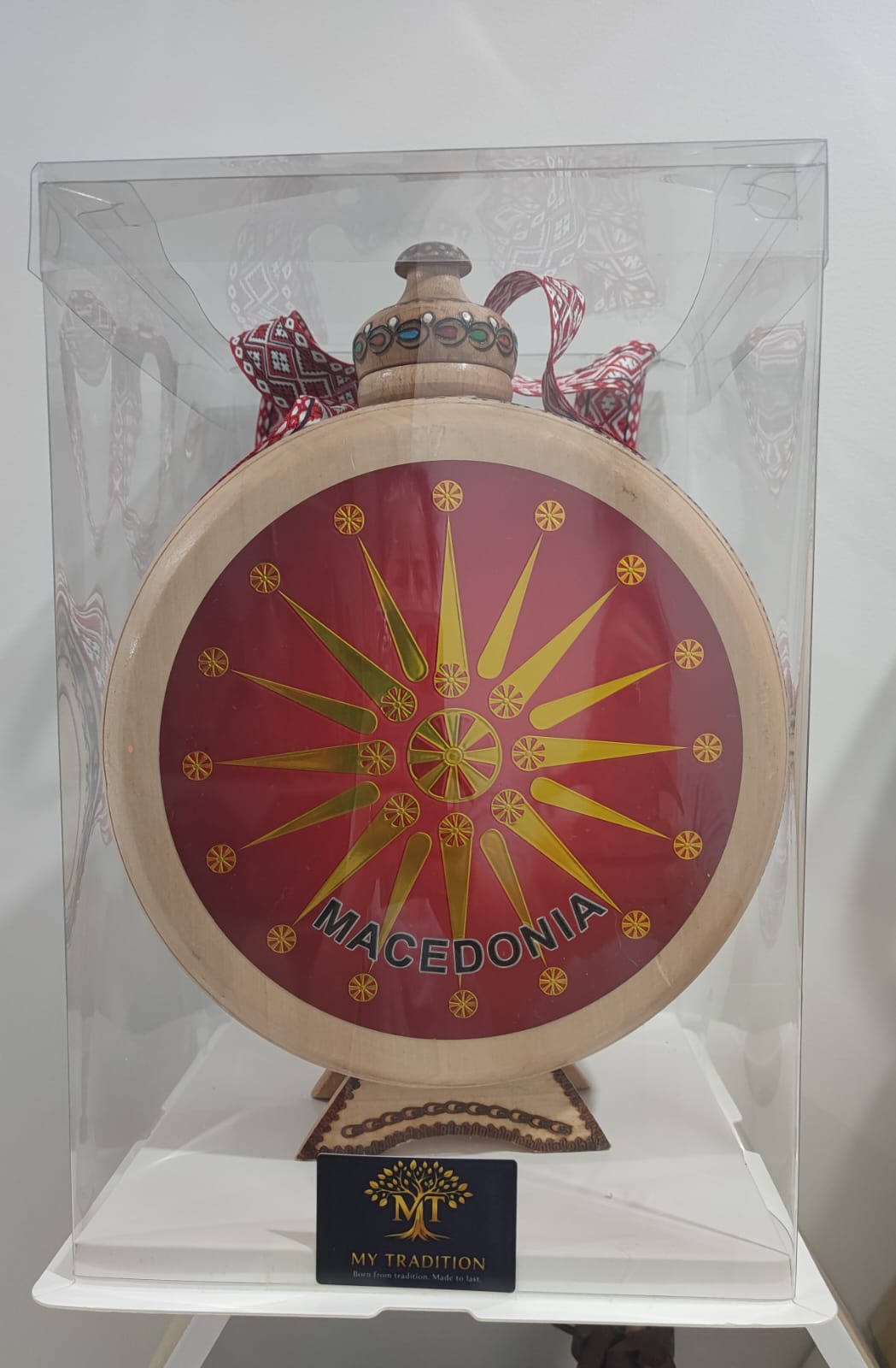 Macedonian Karta bottle