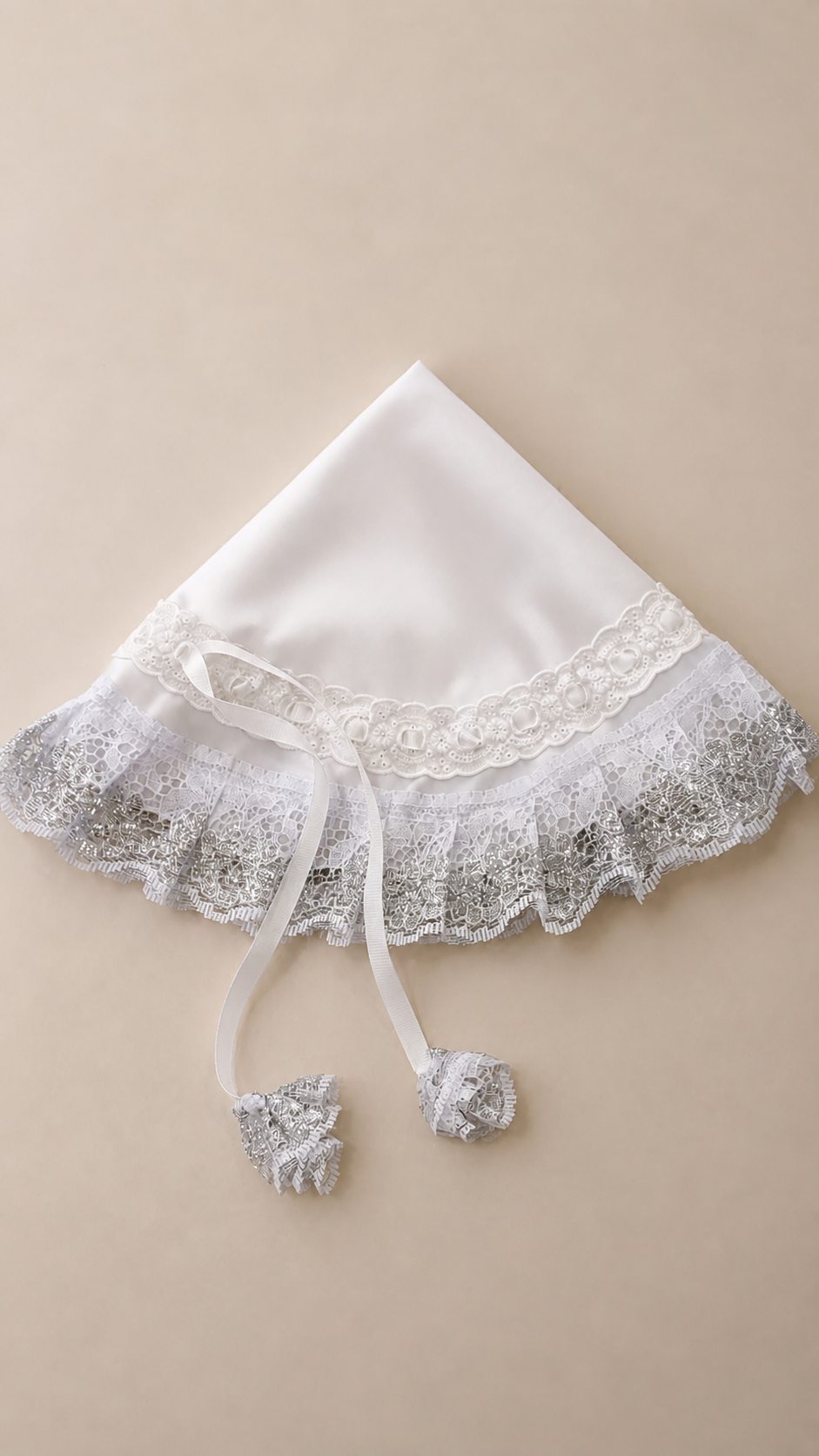 Linen & Cotton Bread Doily with Silver Lace Trim